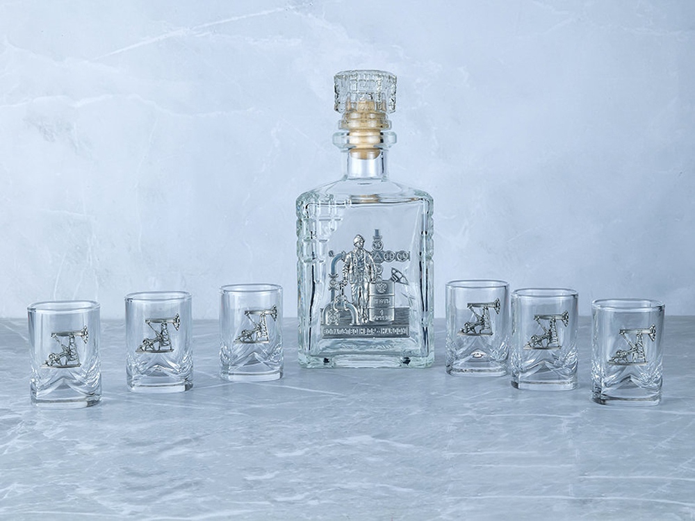 Набор со штофом «Нефтяной»